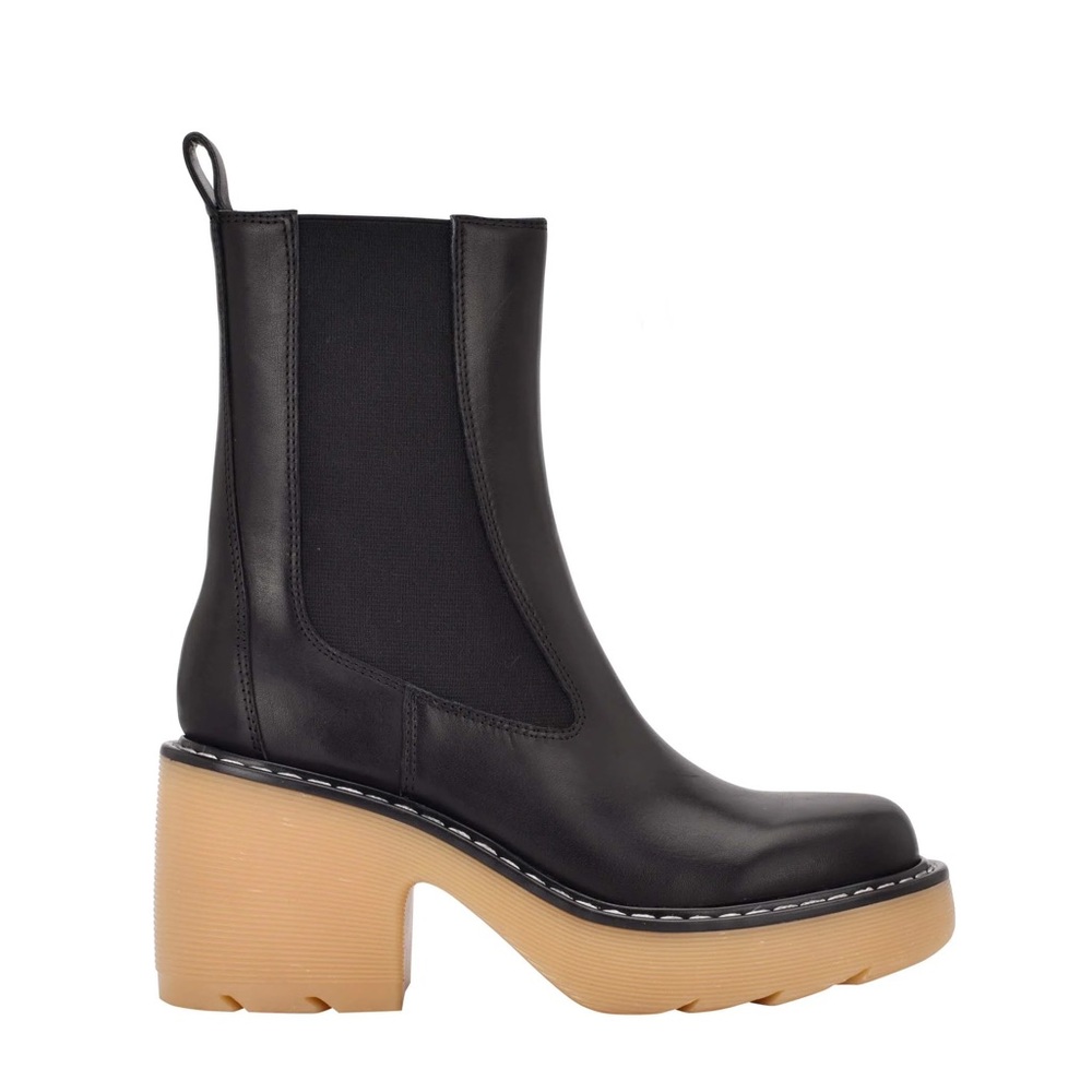 Marc Fisher Black Leather Fredy Lug Sole Booties 10